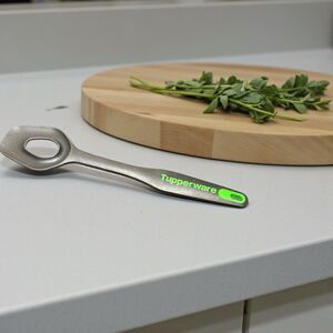 Tupperware Flow Thru Spoon Serving Utensil Slotted 12.25" Black Green